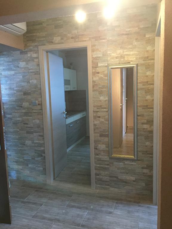 Belvarosi Deluxe Apartman Baja Ngoại thất bức ảnh
