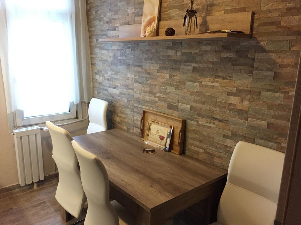 Belvarosi Deluxe Apartman Baja Ngoại thất bức ảnh